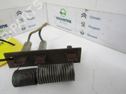 Used Heater resistor RENAULT TRAFIC Van (T_, P_, V_) 2.1 D (58 hp) 13323673