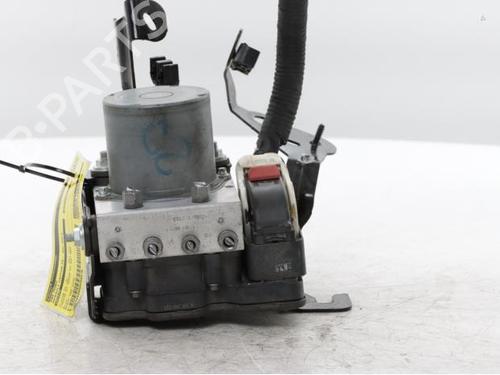 Used ABS pump ABS pump RENAULT CAPTUR II (HF_) TCe 90 (HFM6) (91 hp) 34564940 34564940