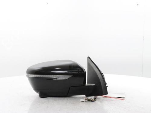 Retrovisor direito NISSAN QASHQAI II (J11, J11_) 1.2 DIG-T (115 hp) 31261158