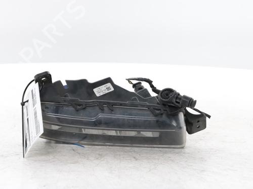 Venstre  foran tåkelykt Venstre  foran tåkelykt BMW 1 (F40) 118 d (136 hp) 34567510 34567510
