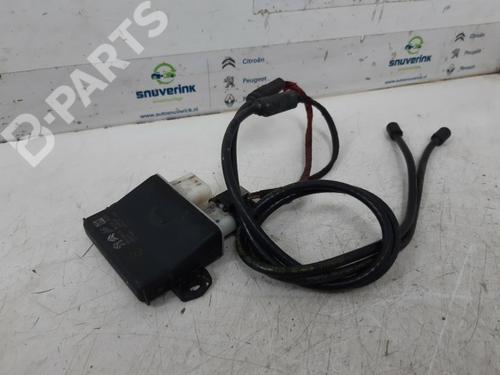 Used Control unit Control unit PEUGEOT 3008 II SUV (MC_, MR_, MJ_, M4_) 1.2 THP/ PureTech 130 (MRHNSM, MRHNSU, MRHNSJ, MRHNYW,... (131 hp) 10799676 10799676