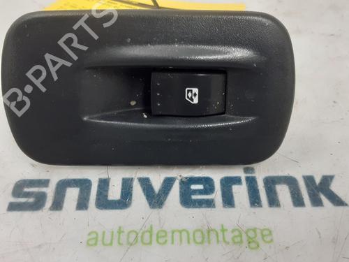 Used Switch RENAULT TRAFIC II Van (FL) 2.5 dCi 135 (FL0D) (135 hp) 19148145