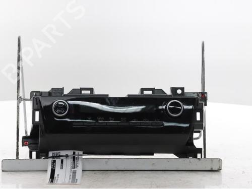 climate-control-toyota-yaris-cross-mxp_-2020-39036280 main image