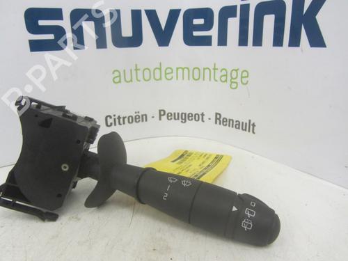 Used Steering column stalk RENAULT TWINGO II (CN0_) 1.2 (CN0D) (58 hp) 13322448