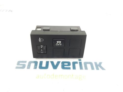 Used Switch Switch 18050372 18050372