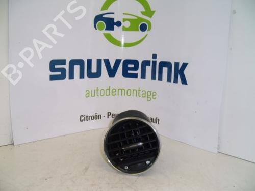 Used Air vent PEUGEOT 308 SW I (4E_, 4H_) 1.6 HDi (109 hp) 21110553