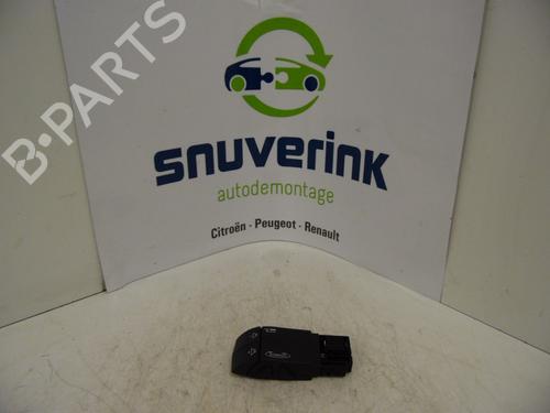 Used Steering wheel controls Steering wheel controls 24161989 24161989