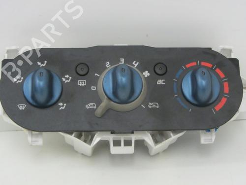 AC Styreenhet / Manøvreringsenhet RENAULT TWINGO II (CN0_) 1.2 (CN0D) (58 hp) 13322664