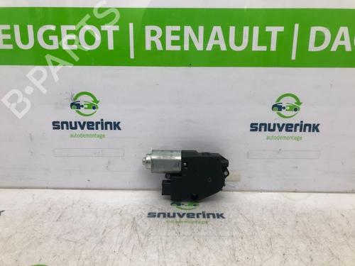 Moteur du toit ouvrant PEUGEOT 508 SW I (8E_) 1.6 THP (156 hp) 18013511