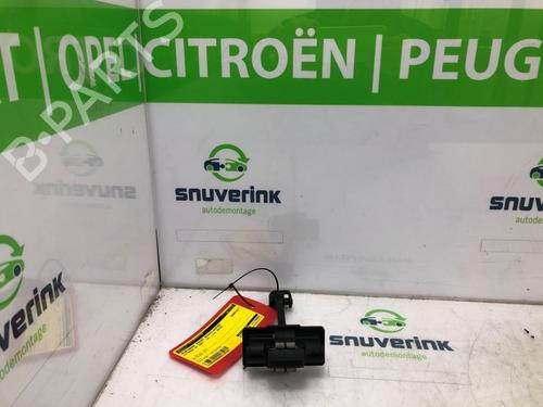 Dørhængsel/Dørbegrænser CITROËN C4 CACTUS 1.2 VTi 82 (82 hp) 24165920