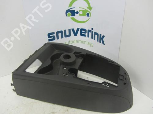 Used Middle console Middle console 18661739 18661739