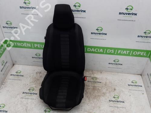 Used Right front seat Right front seat 19060397 19060397