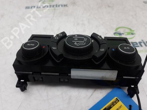 Used Climate control PEUGEOT 5008 (0U_, 0E_) 1.6 HDi (112 hp) 15649568