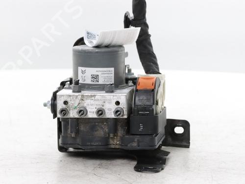 Used ABS pump ABS pump PEUGEOT 408 II (FP_, F3_, FM_) Hybrid 136 (FPHPYC) (136 hp) 33846139 33846139