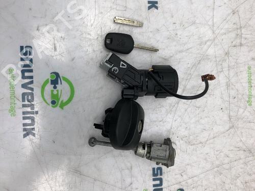 Ignition barrel PEUGEOT 2008 I (CU_) 1.2 THP 110 / PureTech 110 | BP18301078M48 