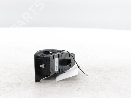 Switch BMW 1 (F40) 118 i | BP34423874I30 - Image 4