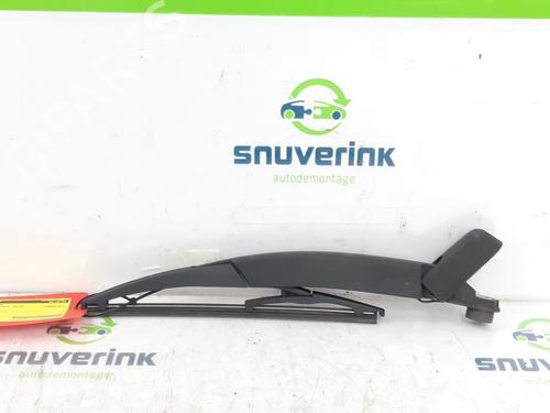 Used Rear windshield wiper arm CITROËN C4 CACTUS 1.2 VTi 82 (82 hp) 16983778