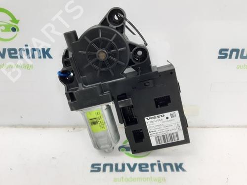 electronic-module-volvo-v50-545-2003-2004-2005-2006-2007-2008-2009-2010-2011-2012-40574817 main image