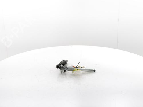 Used Seat buckle RENAULT KADJAR (HA_, HL_) 1.3 TCe 140 (HLNB, HLN1) (140 hp) 29241438