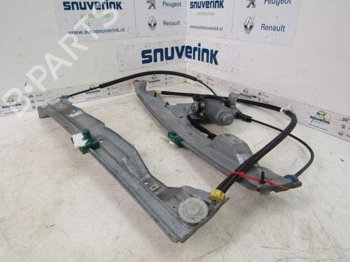 Rudehejsemekanisme Højre foran RENAULT CLIO III (BR0/1, CR0/1) 1.2 16V (BR02, BR0J, BR11, CR02, CR0J, CR11) (75 hp) 17763721