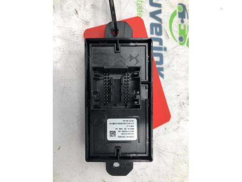 Used Control unit Control unit DS DS 7 (J4_, JC_) E-TENSE 4x4 300 (J45GBU) (299 hp) 40580841 40580841