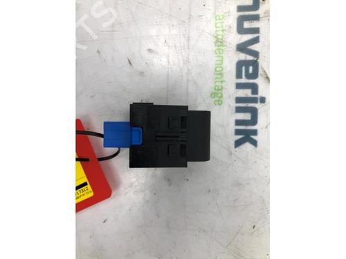 Switch DS DS 7 (J4_, JC_) E-TENSE 4x4 300 (J45GBU) | BP40580864I30 - Image 7