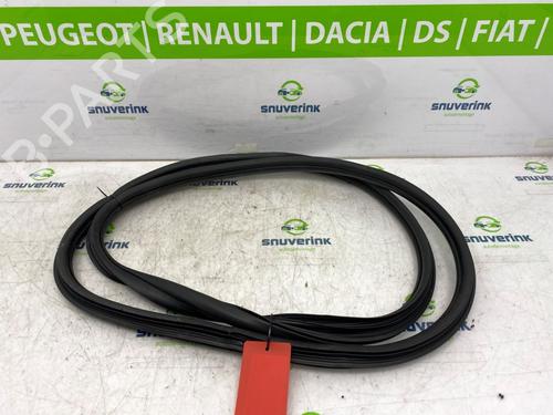 Used Rubber door seal CITROËN C3 II (SC_) 1.0 VTi 68 (68 hp) 17465678