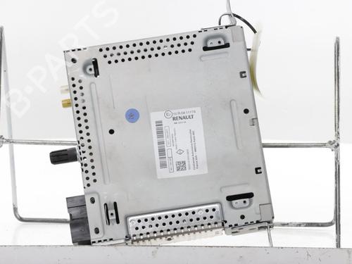 Used Radio Radio 38618534 38618534