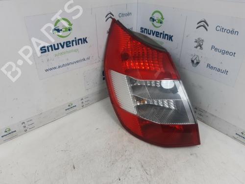 Używane Lampa tylna lewa RENAULT SCÉNIC II (JM0/1_) 1.6 16V (JM1R) (112 hp) 10798592