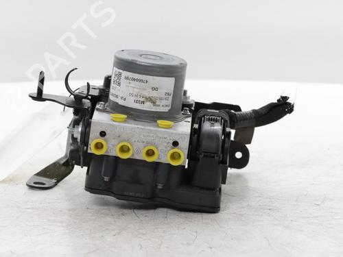 Módulo de ABS Módulo de ABS RENAULT MASTER III Van (FV) 2.3 dCi 150 FWD (FV0F, FV03, FV09) (150 hp) 34565239 34565239