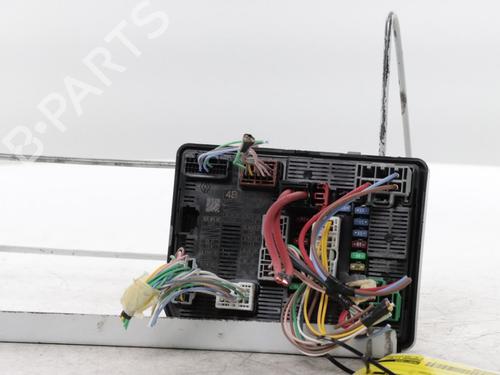 Used Fuse box Fuse box 34423213 34423213