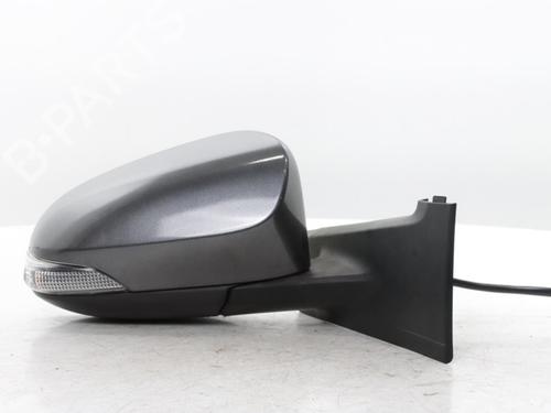 Used Right mirror TOYOTA YARIS (_P13_) 1.5 Hybrid (NHP130_, NHP130) (101 hp) 31261355