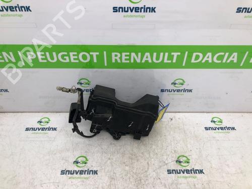 Used Fuse box PEUGEOT 108 1.0 VTi 72 (72 hp) 17146923