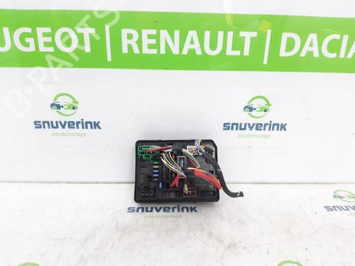 Used Fuse box RENAULT ARKANA I (LCM_, LDN_) 1.6 E-TECH 145 (LDMU) (143 hp) 18028646