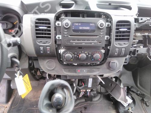 Used Radio RENAULT TRAFIC III Van (FG_) 1.6 dCi 125 (FGMH) (125 hp) 21194335