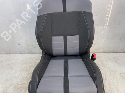 Right front seat OPEL GRANDLAND (OV64) 1.2 MHEV | BP33846416C16 - Image 2