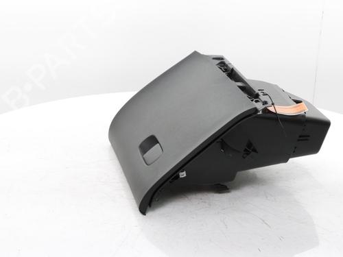 Glove box CITROËN C3 III (SX) 1.2 PureTech 82 | BP30186160C95