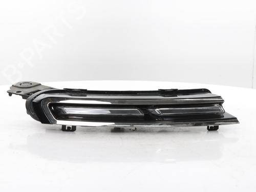 Used Right daytime light Right daytime light CITROËN C5 AIRCROSS (A_) 1.2 PureTech 130 (ARHNSJ) (131 hp) 40527530 40527530