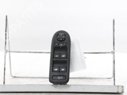 Used Switch Switch PEUGEOT 508 I (8D_) 2.0 HDi Hybrid4 AWC (200 hp) 33874259 33874259