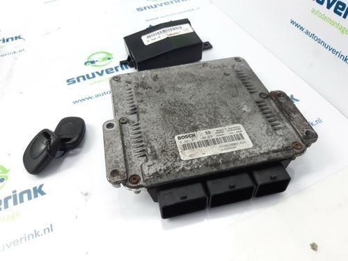 Used Engine control unit (ECU) NISSAN INTERSTAR Van (X70) dCI 90 (90 hp) 18730725
