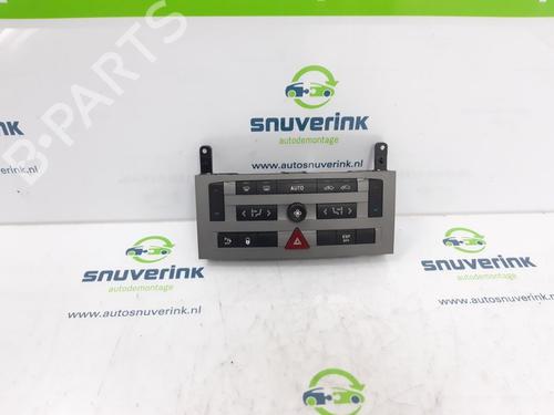 Used Climate control PEUGEOT 407 SW (6E_, 6D_) 2.0 HDi 135 (136 hp) 13324436
