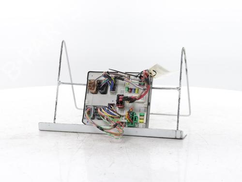 fuse-box-renault-master-iii-van-fv-2010-33845695 main image