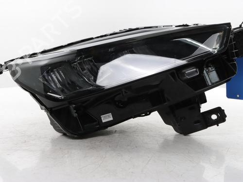 Used Right headlight Right headlight PEUGEOT 3008 III (KA_, KB_, KC_) Hybrid 136 (KAHPYE) (136 hp) 33874333 33874333