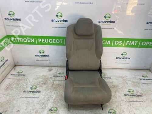 rear-seat-peugeot-partner-tepee-2008-24647334 main image
