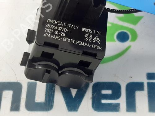 Switch PEUGEOT 2008 II (UD_, US_, UY_, UJ_, UR_, UC_) 1.2 PureTech 100 (USHNK) | BP15796170I30 