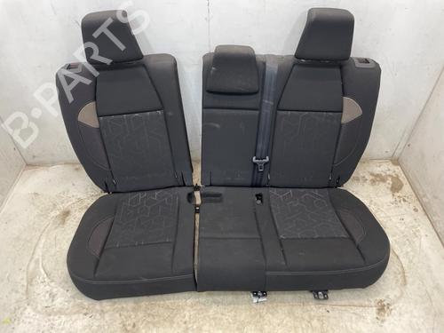 Sæde Bagtil Sæde Bagtil PEUGEOT 2008 I (CU_) 1.2 THP 110 / PureTech 110 (110 hp) 34058039 34058039