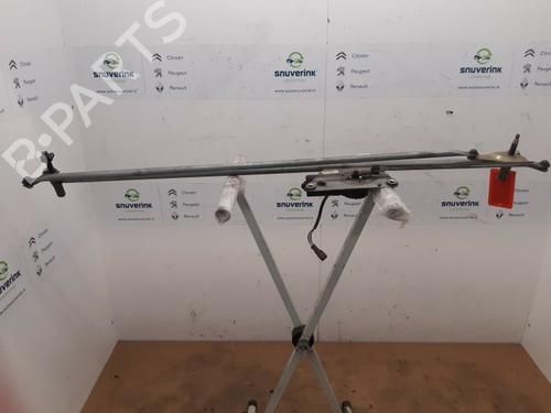 Used Front wipers mechanism CITROËN XSARA PICASSO (N68) 2.0 16V (136 hp) 11328152