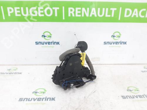 Used Front left lock RENAULT CAPTUR II (HF_) TCe 100 (HFMT) (101 hp) 24160092