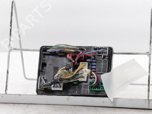 Used Fuse box Fuse box 36538100 36538100