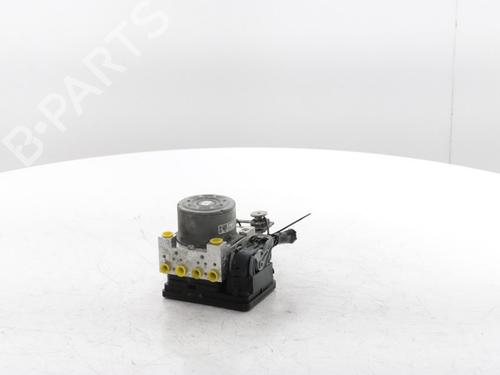 Used ABS pump RENAULT TRAFIC III Van (FG_) 2.0 dCi 120 (FGMN) (120 hp) 30185732